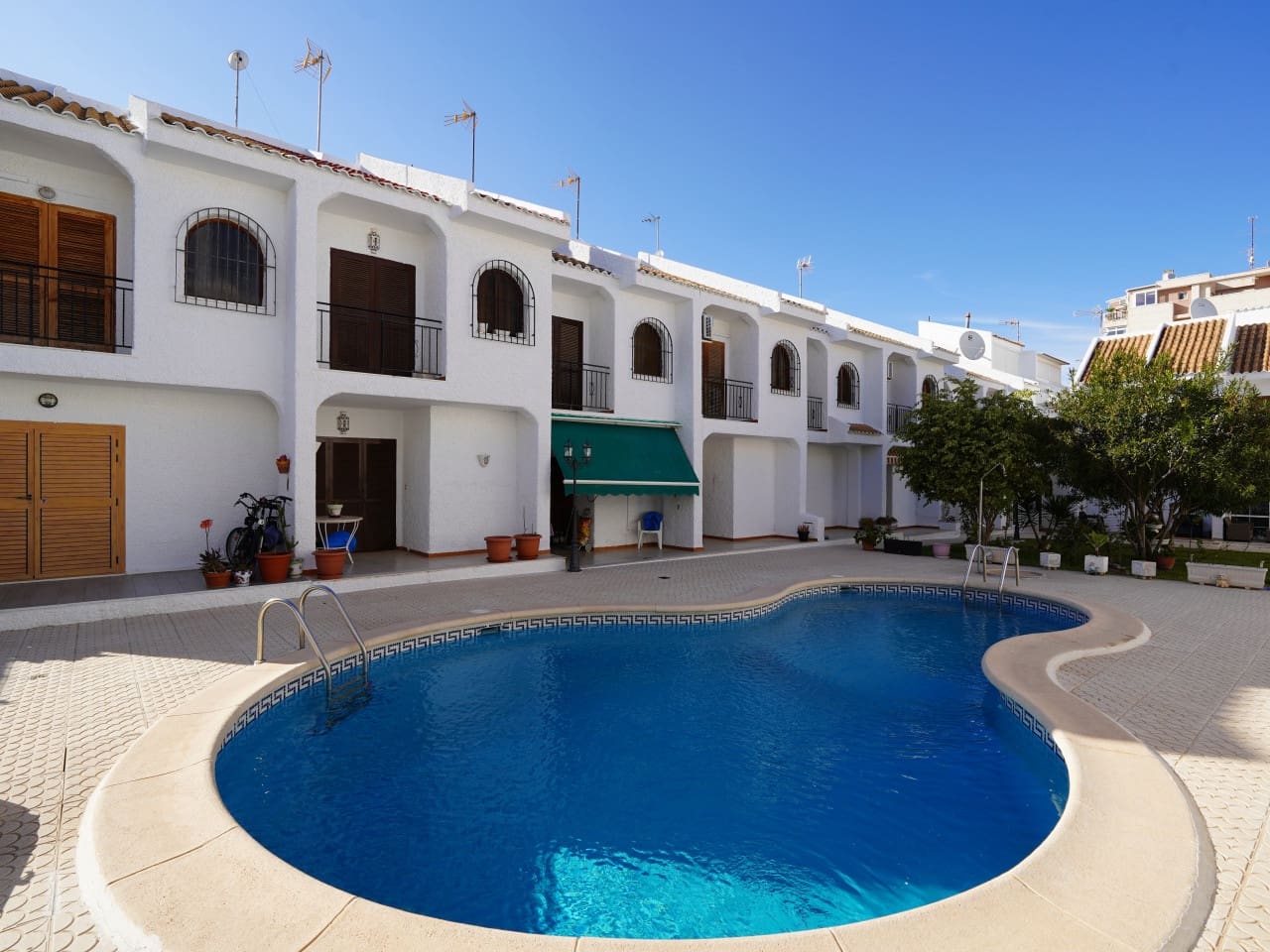 2 camera da letto Casa in vendita in Torrevieja con piscina - 219.000 € (Rif: 9733885)