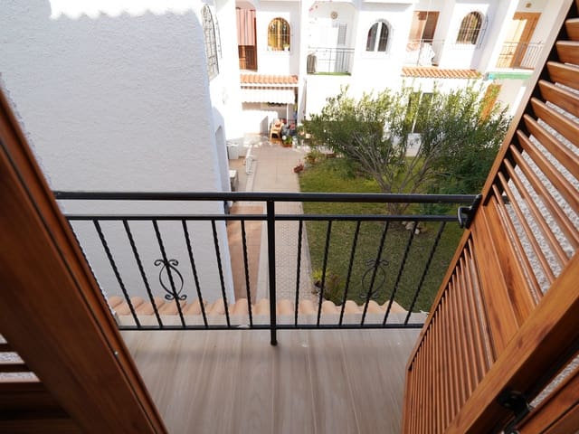 2 soveværelse Byhus til salg i Nueva Torrevieja, Torrevieja med swimmingpool - € 219.000 (Ref: 9733885)