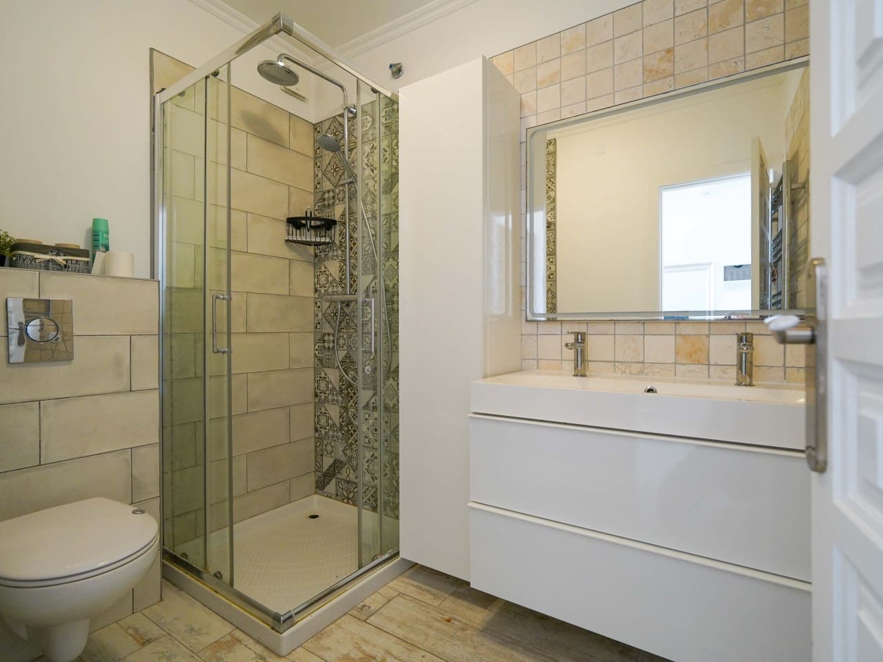 Apartamento de 2 habitaciones en Torrevieja en venta con piscina - 240.000 € (Ref: 9740075)