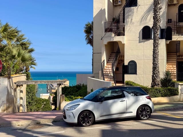 Apartamento de 2 habitaciones en Miramar - Torre del Moro, Torrevieja en venta con piscina - 240.000 € (Ref: 9740075)