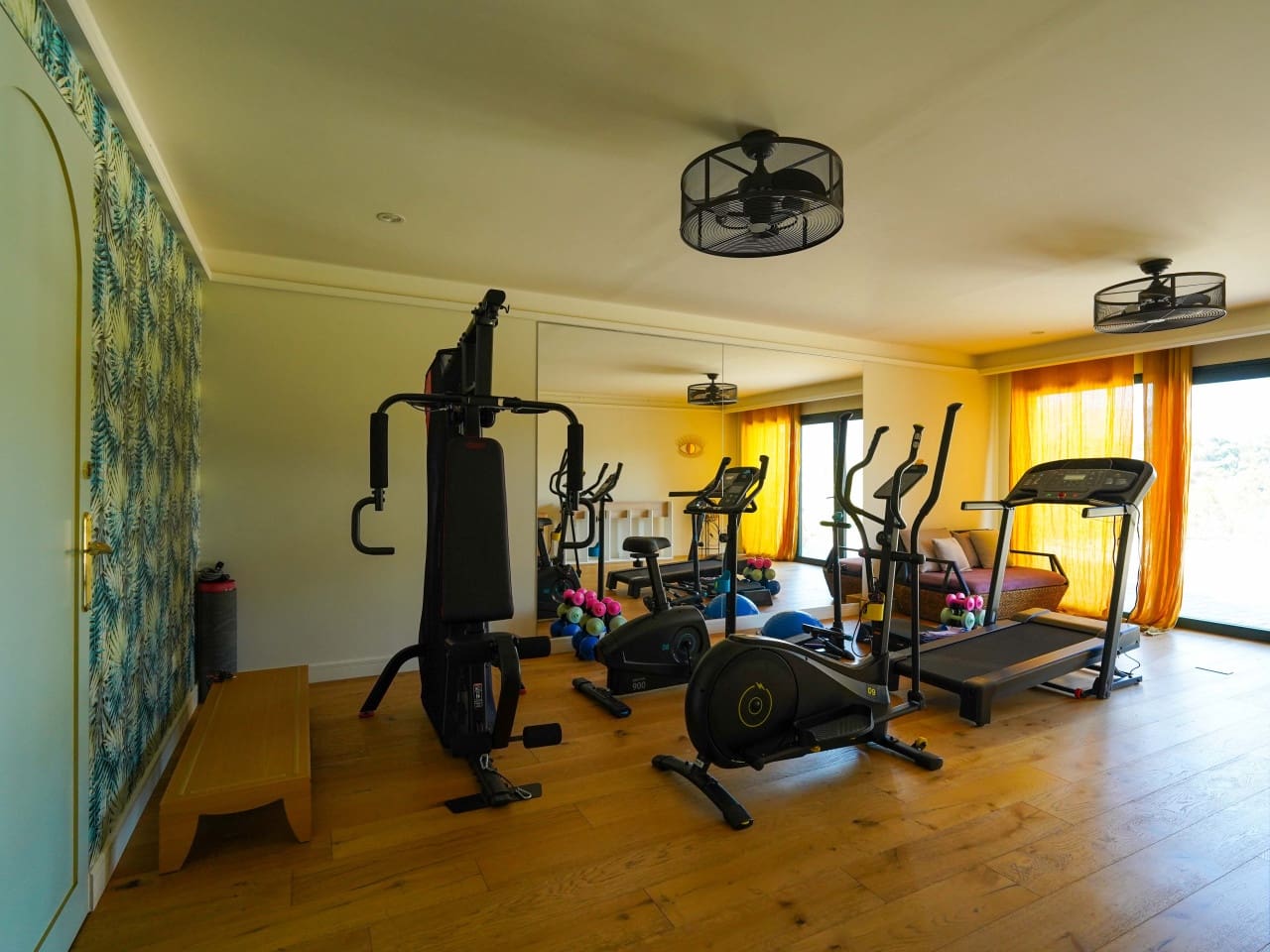 5 quarto Moradia para venda em New Golden Mile com piscina garagem - 20 000 € (Ref: 9743103)