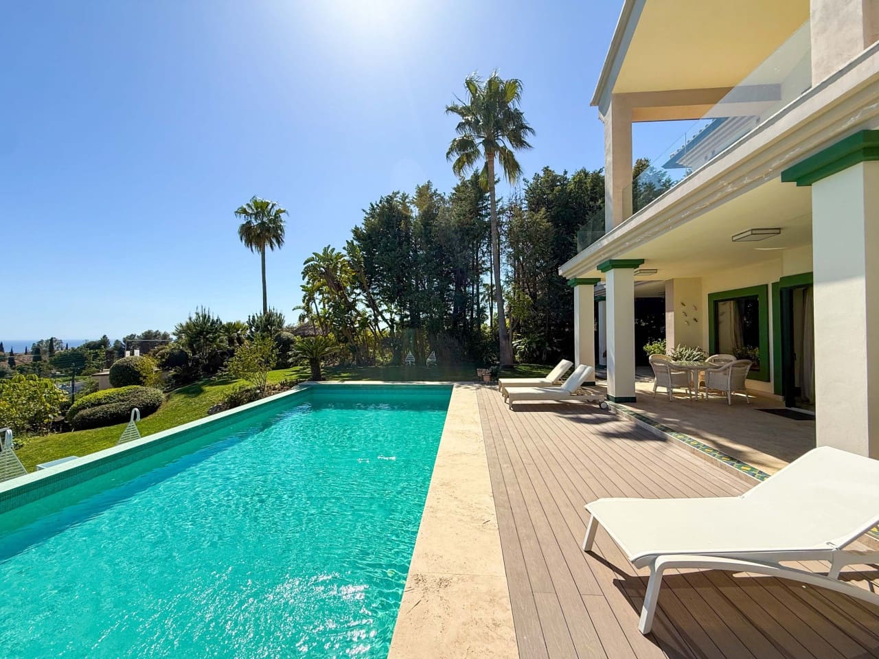 5 quarto Moradia para venda em New Golden Mile com piscina garagem - 20 000 € (Ref: 9743103)