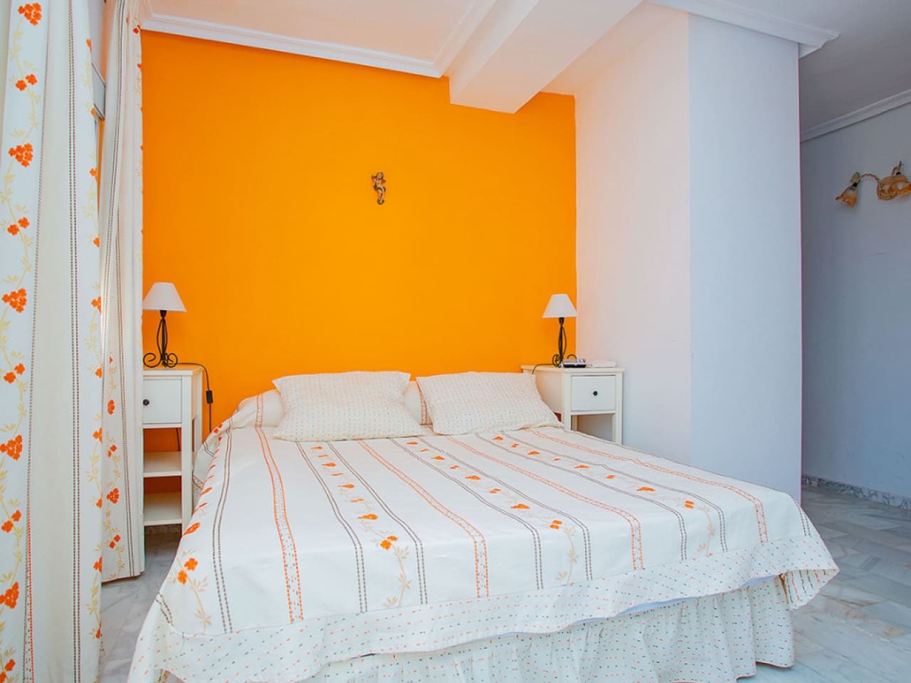 4 sypialnia Willa na sprzedaż w Torrevieja z basenem garażem - 859 000 € (Ref: 9743188)