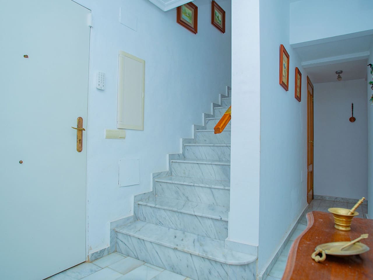 4 sypialnia Willa na sprzedaż w Torrevieja z basenem garażem - 859 000 € (Ref: 9743188)