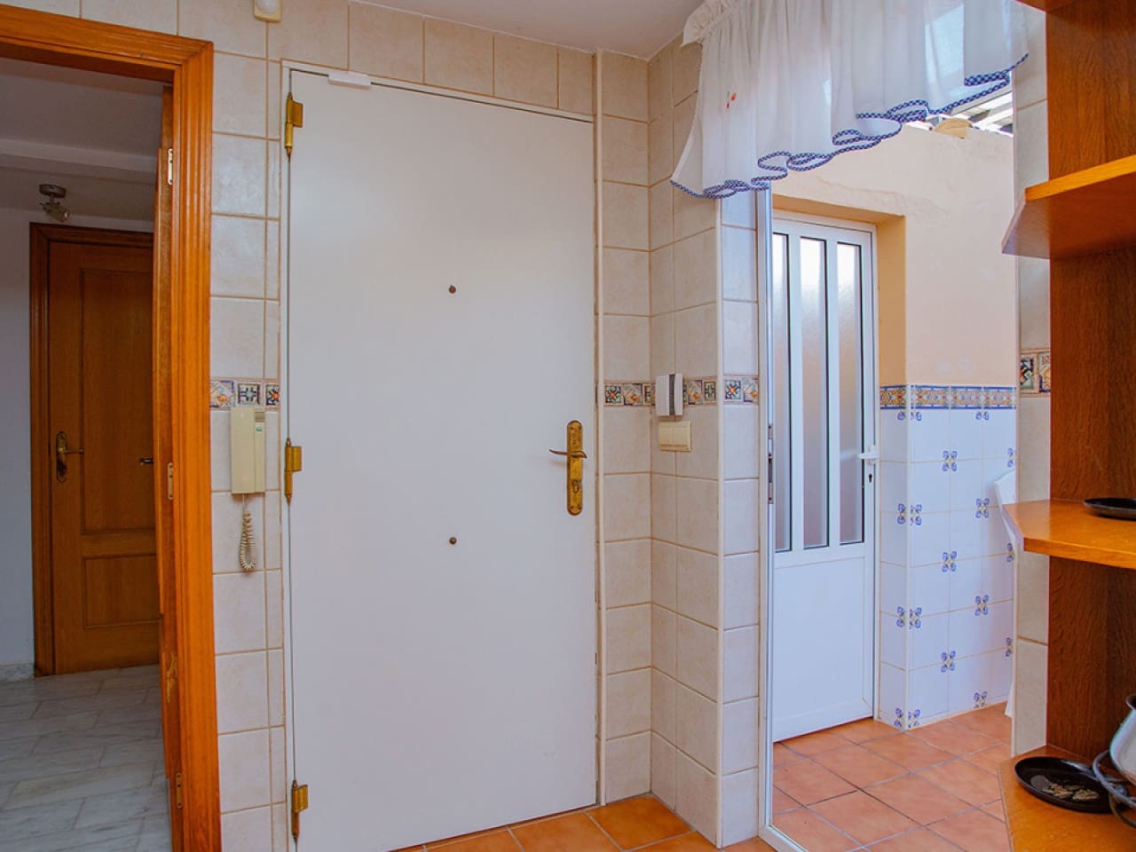 4 sypialnia Willa na sprzedaż w Torrevieja z basenem garażem - 859 000 € (Ref: 9743188)