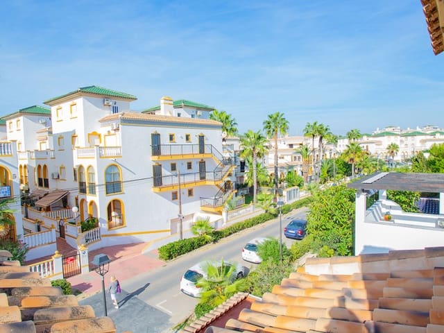 4 quarto Moradia para venda em Cañada del Molino, Torrevieja com piscina garagem - 859 000 € (Ref: 9743188)