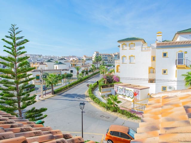 4 quarto Moradia para venda em Cañada del Molino, Torrevieja com piscina garagem - 859 000 € (Ref: 9743188)