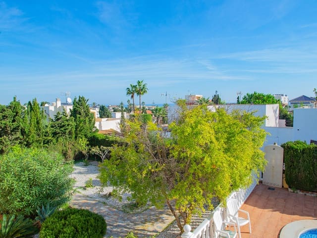 4 chambre Villa/Maison à vendre à Cañada del Molino, Torrevieja avec piscine garage - 859 000 € (Ref: 9743188)