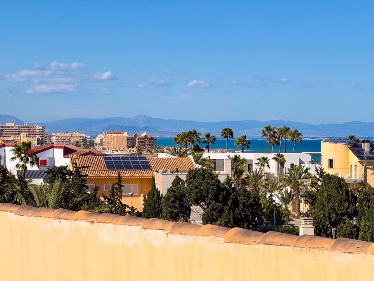 4 bedroom Villa for sale in Torrevieja with pool garage - € 859,000 (Ref: 9743188)