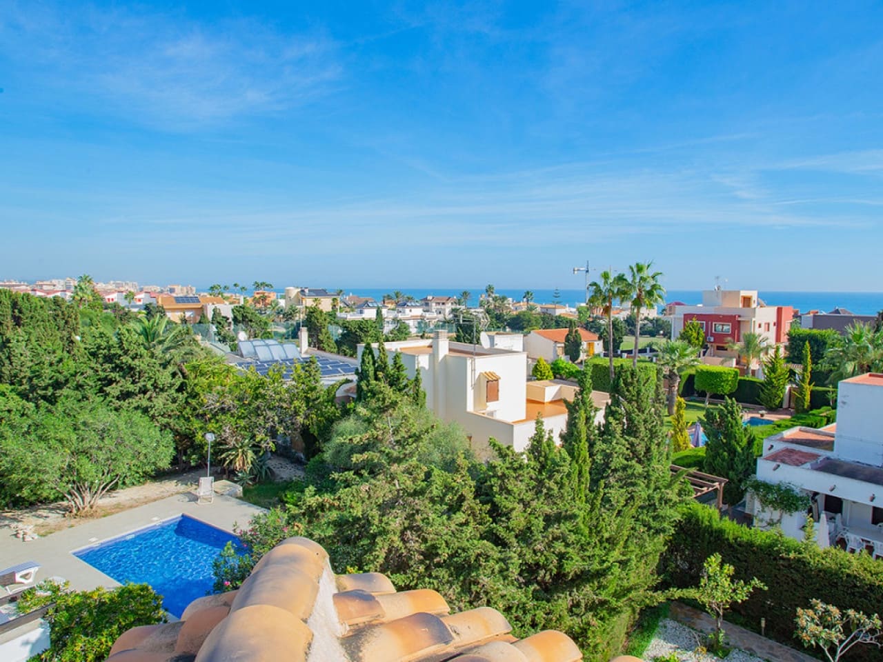 4 bedroom Villa for sale in Torrevieja with pool garage - € 859,000 (Ref: 9743188)