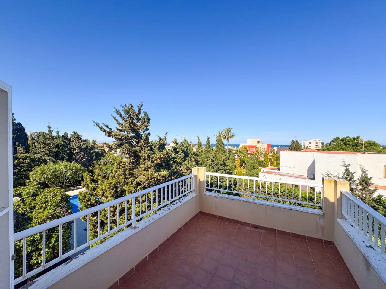 4 bedroom Villa for sale in Torrevieja with pool garage - € 859,000 (Ref: 9743188)