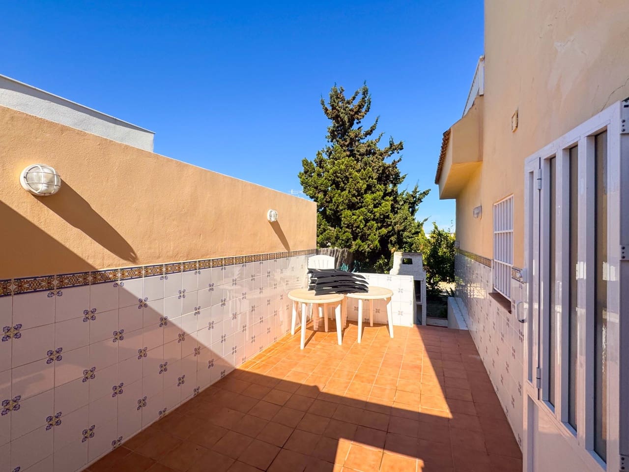 4 bedroom Villa for sale in Torrevieja with pool garage - € 859,000 (Ref: 9743188)