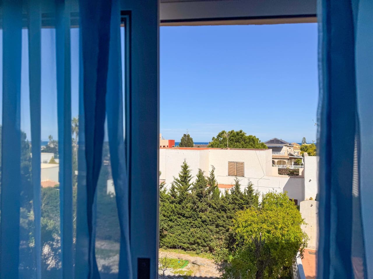 4 bedroom Villa for sale in Torrevieja with pool garage - € 859,000 (Ref: 9743188)