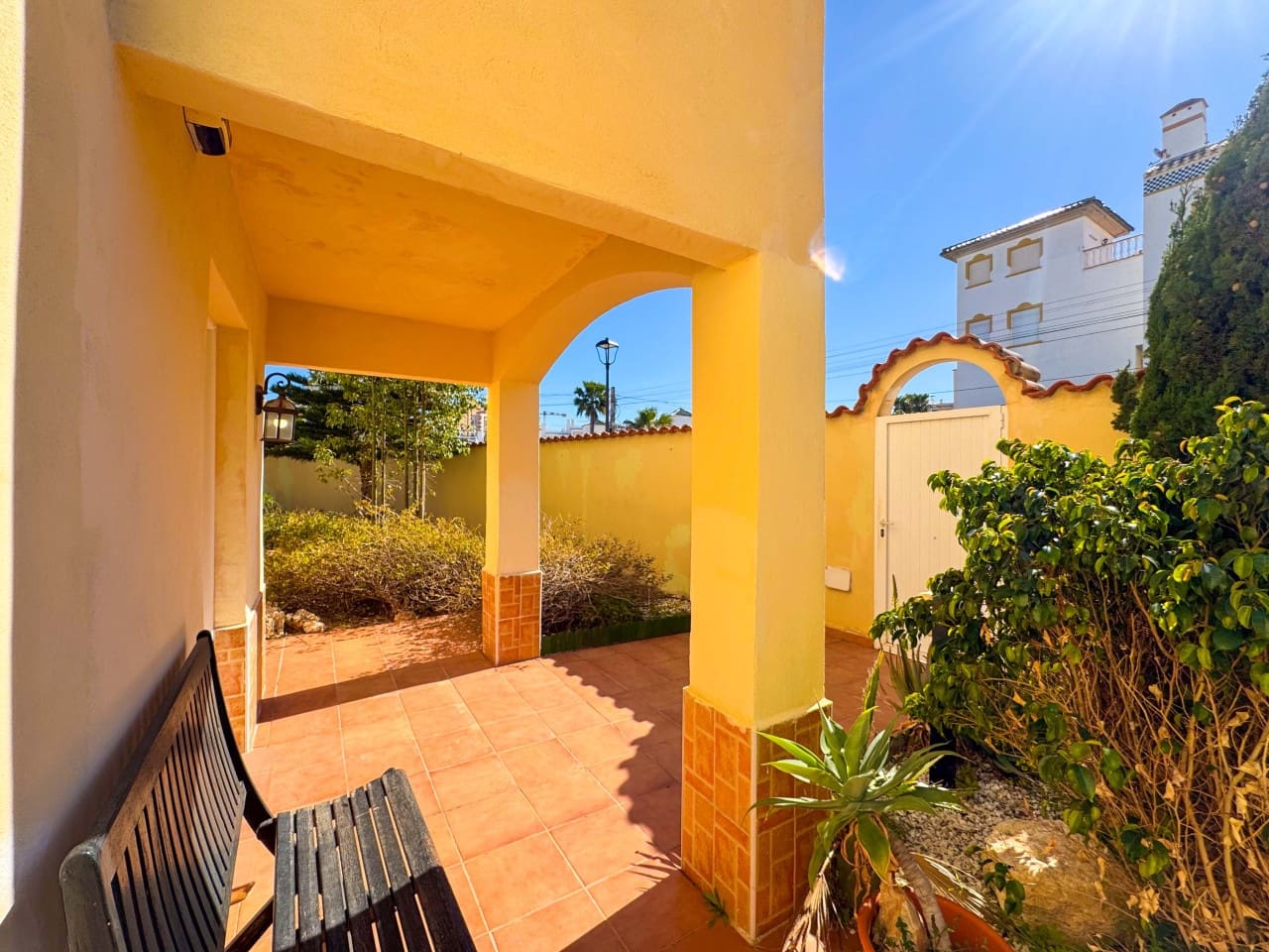 4 bedroom Villa for sale in Torrevieja with pool garage - € 859,000 (Ref: 9743188)