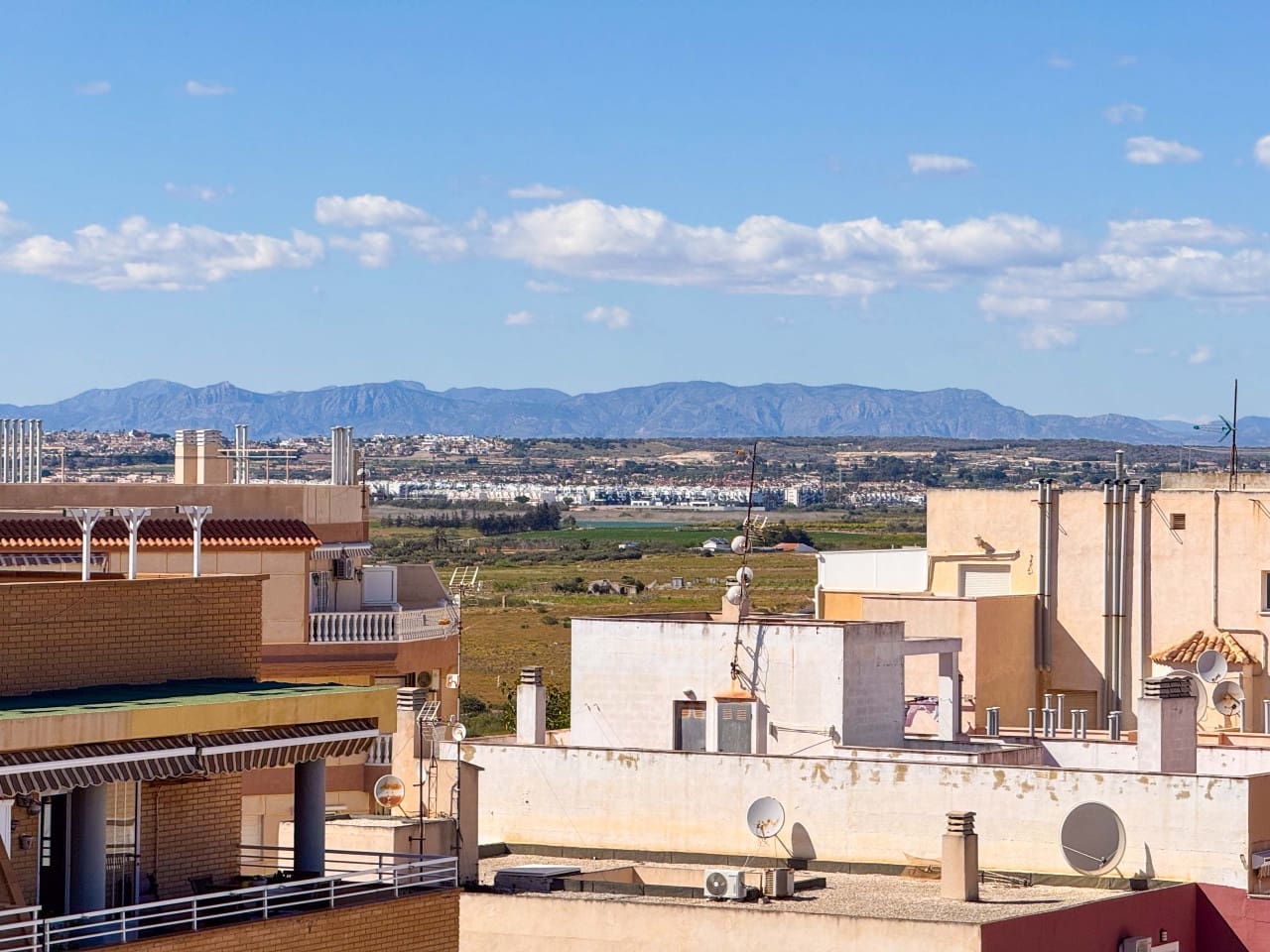 3 soverom Leilighet til salgs i La Mata med garasje - € 294 000 (Ref: 9748368)