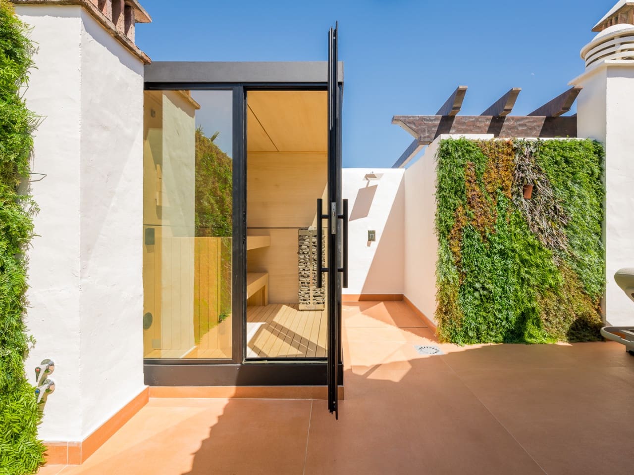 3 camera da letto Appartamento in vendita in Estepona con piscina garage - 2.695.000 € (Rif: 9762351)