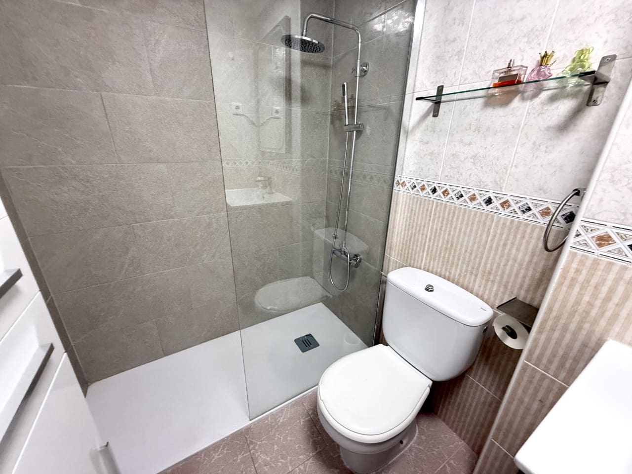 2 bedroom Apartment for sale in La Mata with pool - € 172,900 (Ref: 9762352)