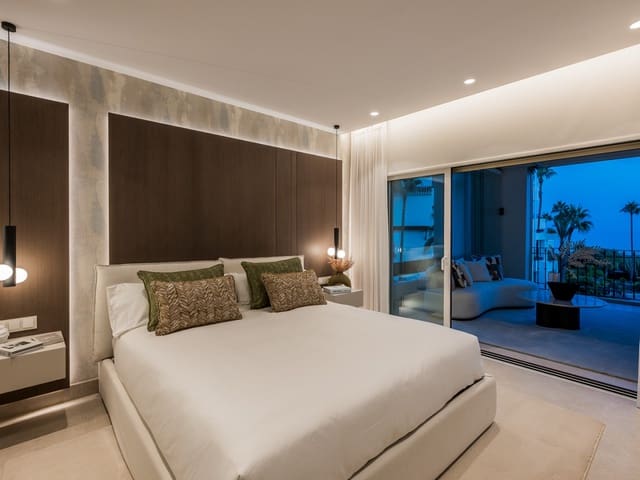 3 Zimmer Apartment zu verkaufen in El Velerín, Estepona mit Pool Garage - 1.995.000 € (Ref: 9763265)