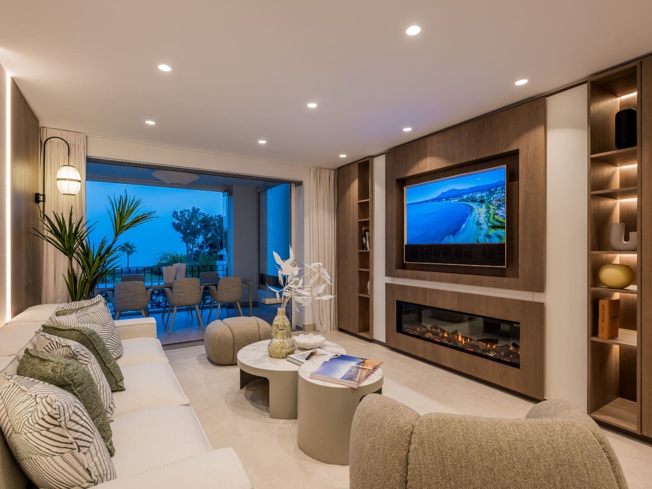 3 makuuhuone Huoneisto myytävänä paikassa Estepona mukana uima-altaan 
autotalli - 1 995 000 € (Ref: 9763265)