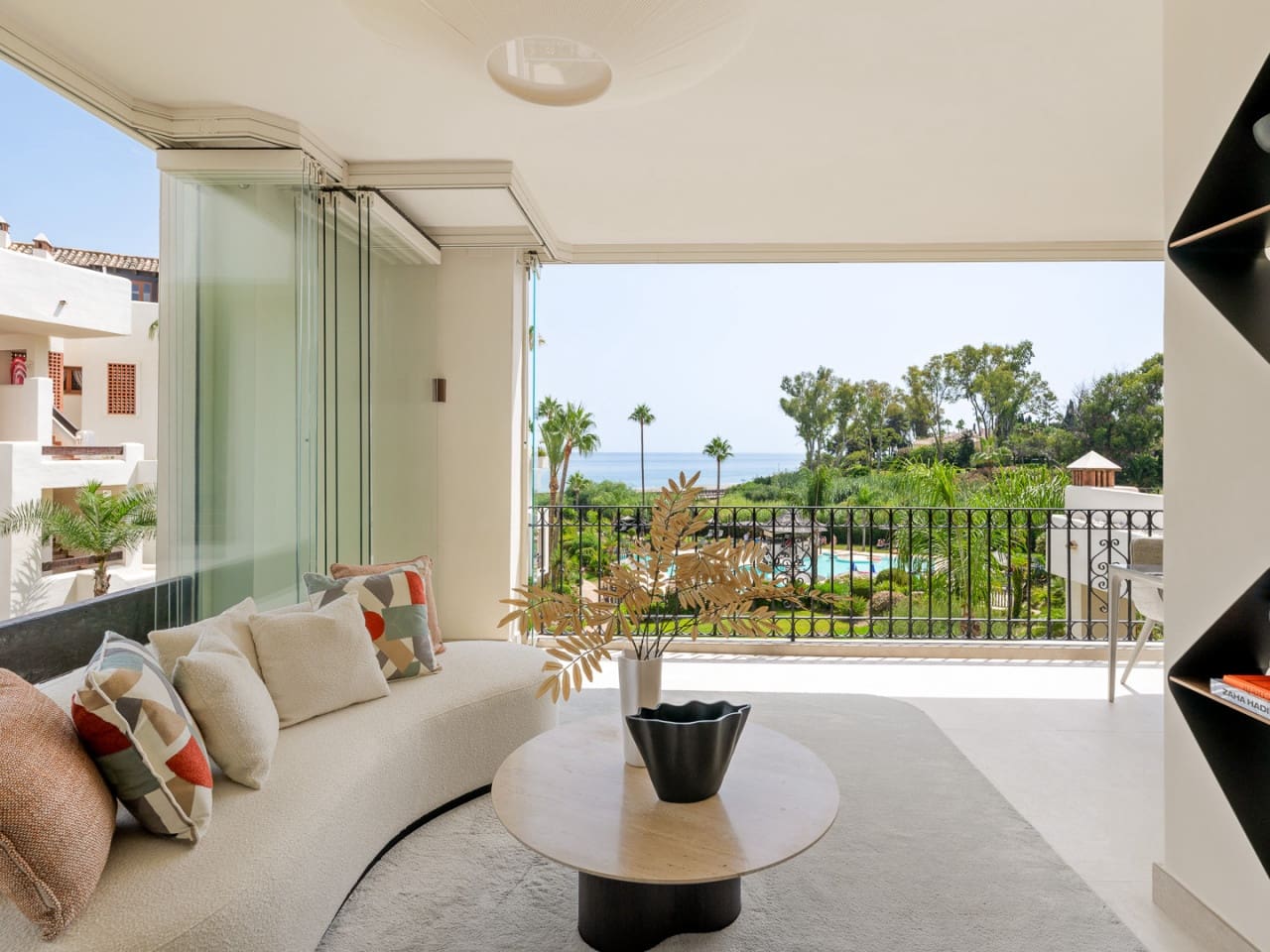 3 makuuhuone Huoneisto myytävänä paikassa Estepona mukana uima-altaan 
autotalli - 1 995 000 € (Ref: 9763265)