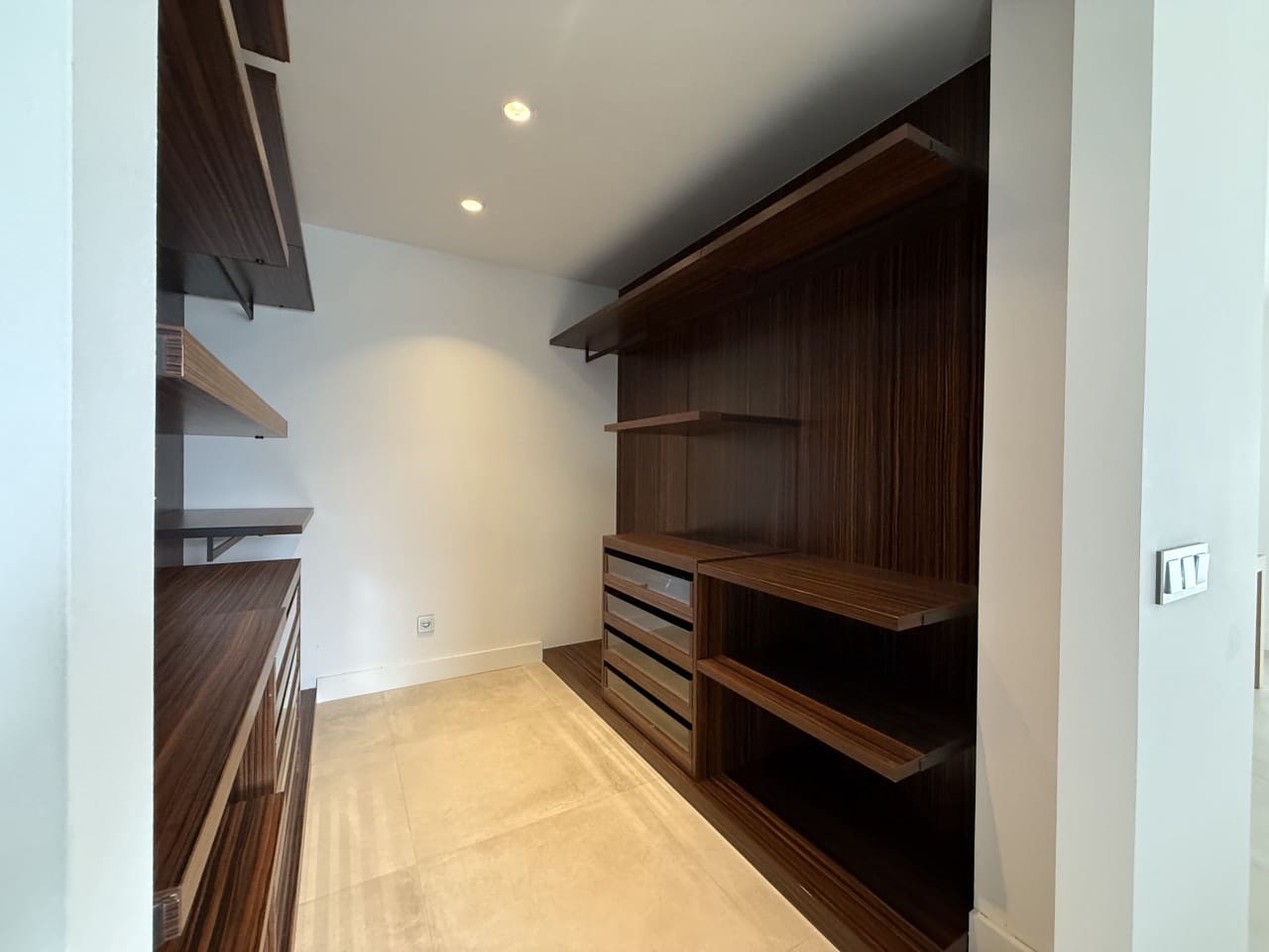 5 chambre Villa/Maison à vendre à Nueva Andalucia avec piscine garage - 3 000 000 € (Ref: 9768890)