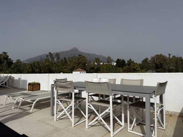 5 chambre Villa/Maison à vendre à Las Brisas, Marbella avec piscine garage - 3 000 000 € (Ref: 9768890)