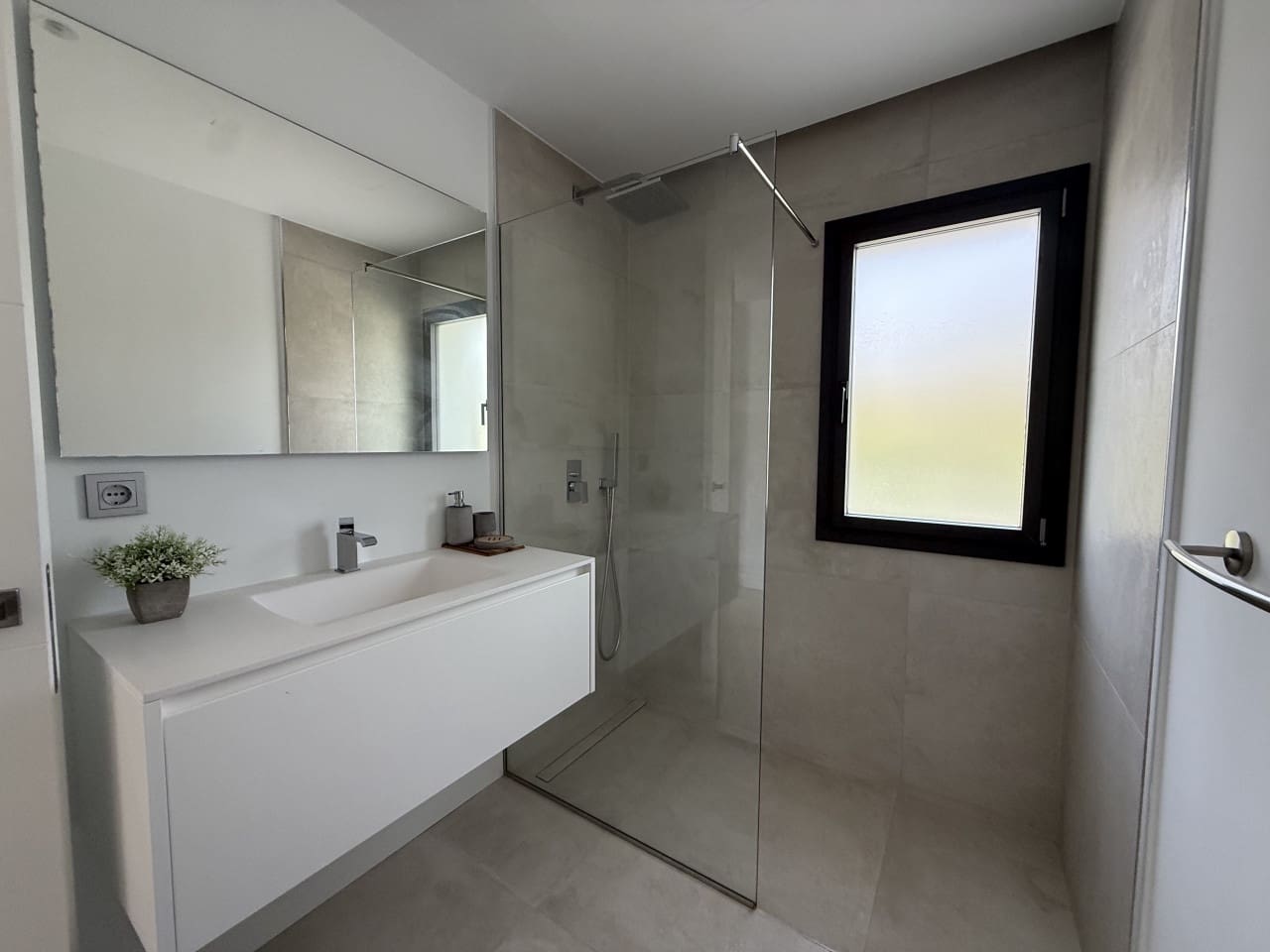 5 chambre Villa/Maison à vendre à Nueva Andalucia avec piscine garage - 3 000 000 € (Ref: 9768890)