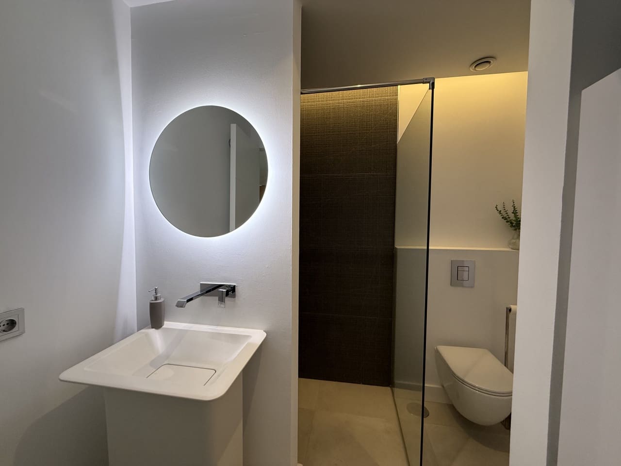 5 chambre Villa/Maison à vendre à Nueva Andalucia avec piscine garage - 3 000 000 € (Ref: 9768890)