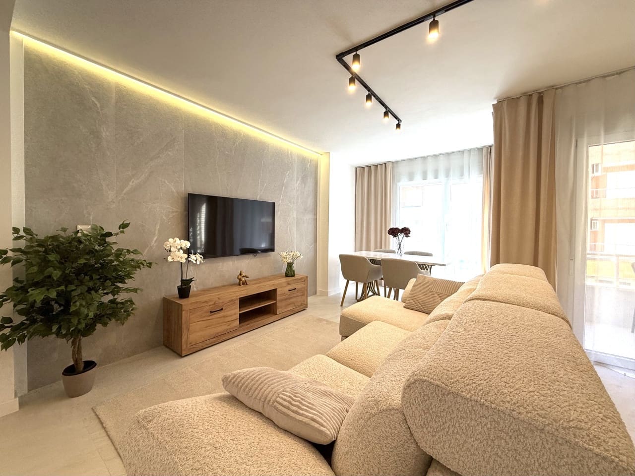 4 soveværelse Lejlighed til salg i Torrevieja - € 277.000 (Ref: 9772595)