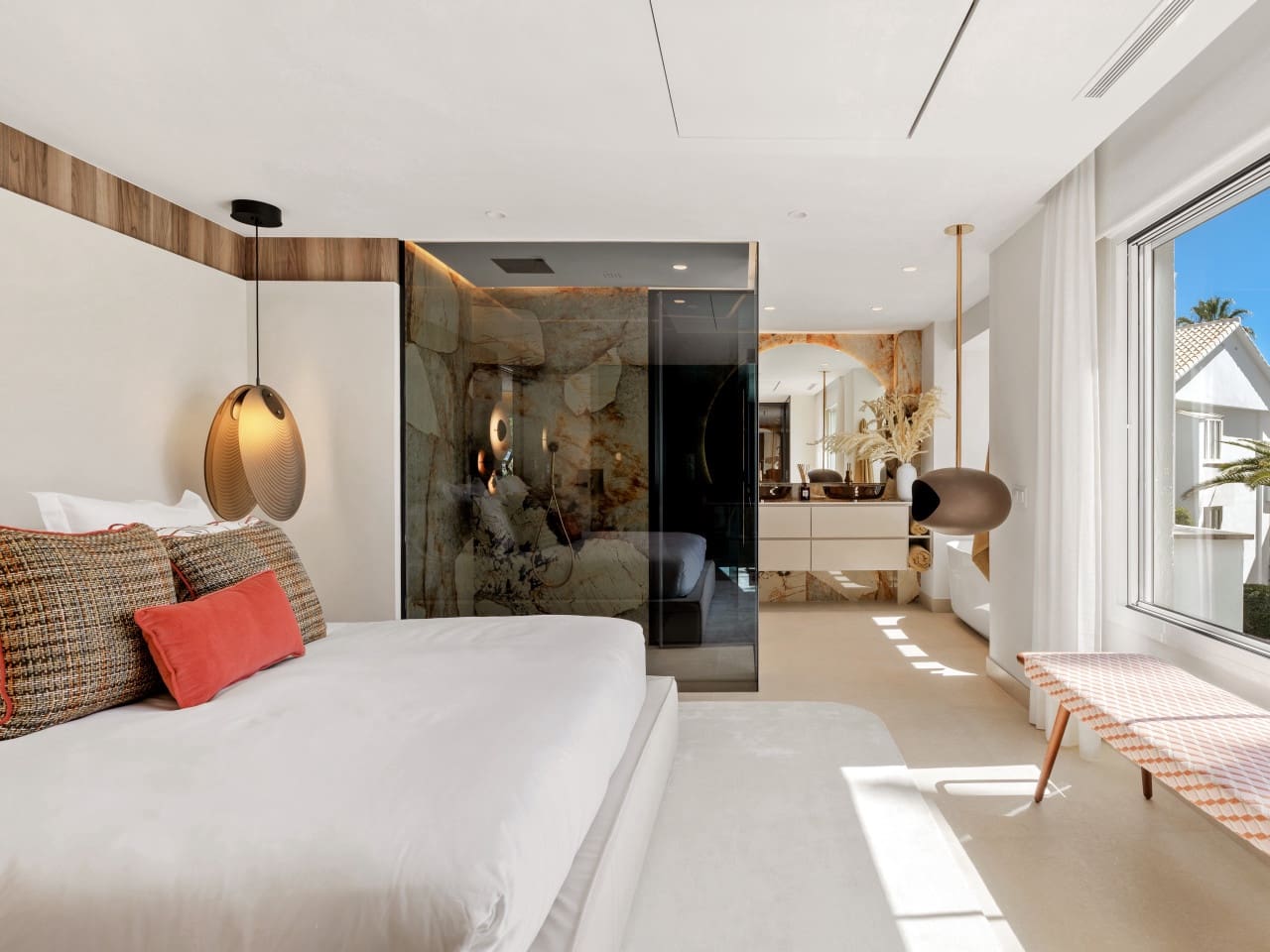 Apartamento de 3 habitaciones en Los Monteros en venta con piscina garaje - 2.450.000 € (Ref: 9772596)