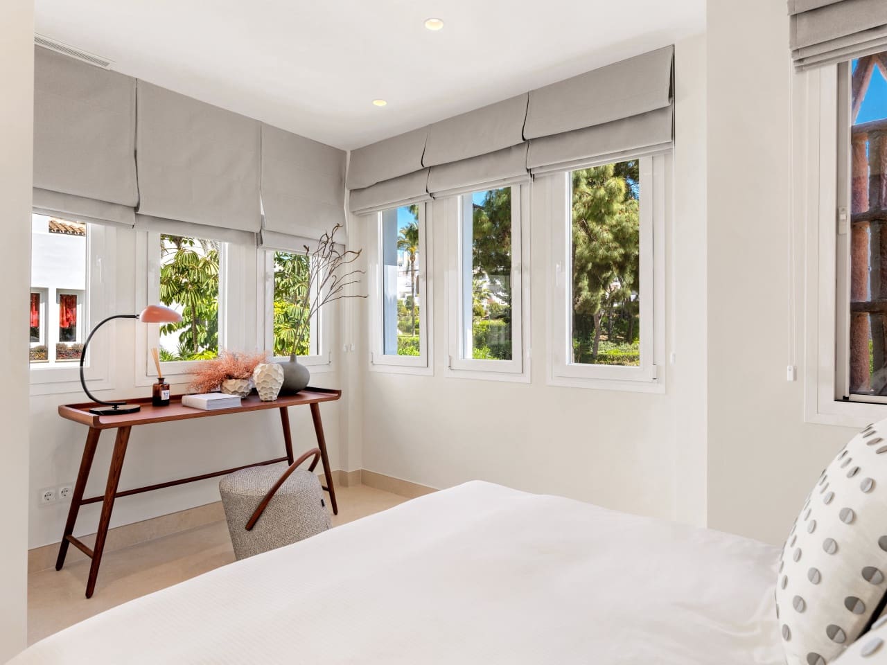 Apartamento de 3 habitaciones en Los Monteros en venta con piscina garaje - 2.450.000 € (Ref: 9772596)