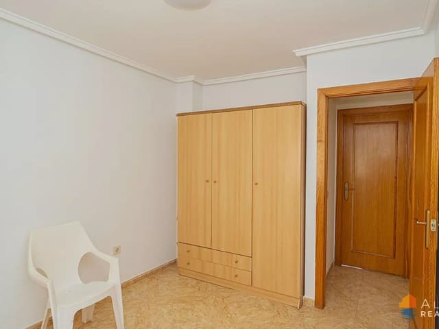2 slaapkamer Appartement te koop in El Molino, Torrevieja met zwembad - € 136.500 (Ref: 9777351)