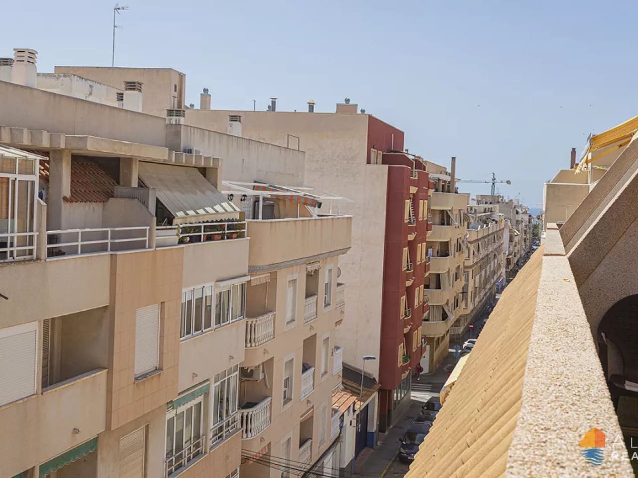 2 slaapkamer Appartement te koop in Torrevieja met zwembad - € 136.500 (Ref: 9777351)