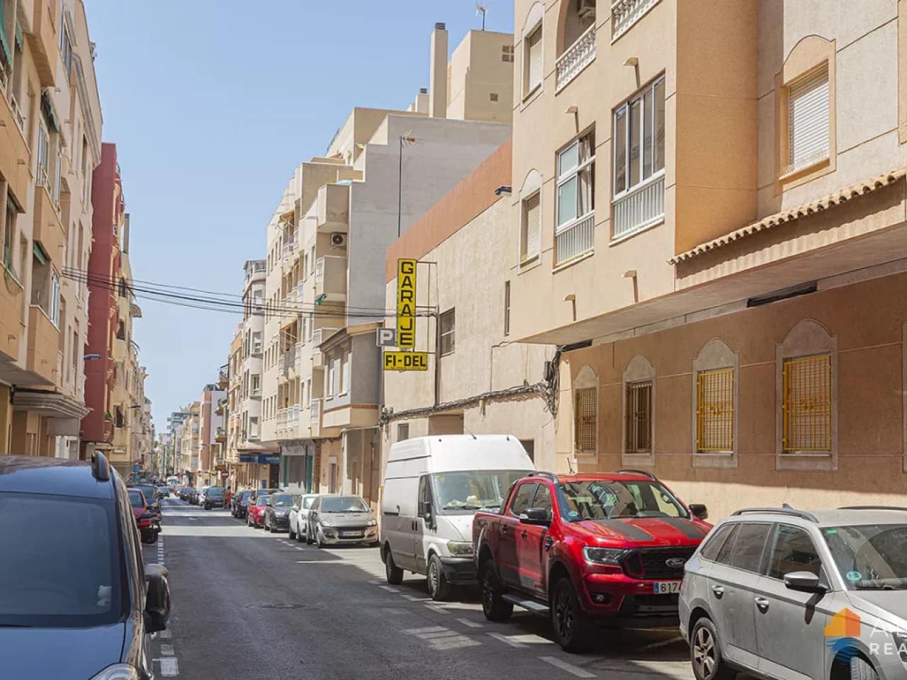 2 slaapkamer Appartement te koop in Torrevieja met zwembad - € 136.500 (Ref: 9777351)