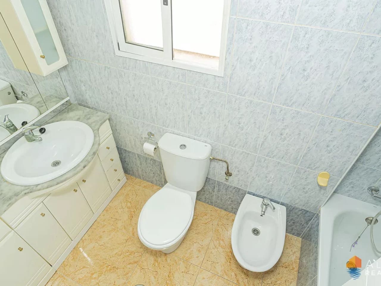 2 slaapkamer Appartement te koop in Torrevieja met zwembad - € 136.500 (Ref: 9777351)