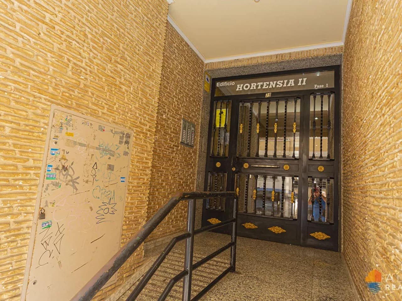 2 slaapkamer Appartement te koop in Torrevieja met zwembad - € 136.500 (Ref: 9777351)