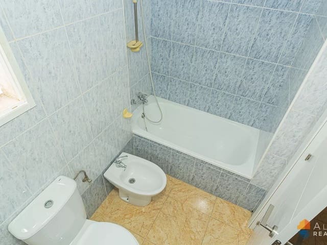 2 slaapkamer Appartement te koop in El Molino, Torrevieja met zwembad - € 136.500 (Ref: 9777351)