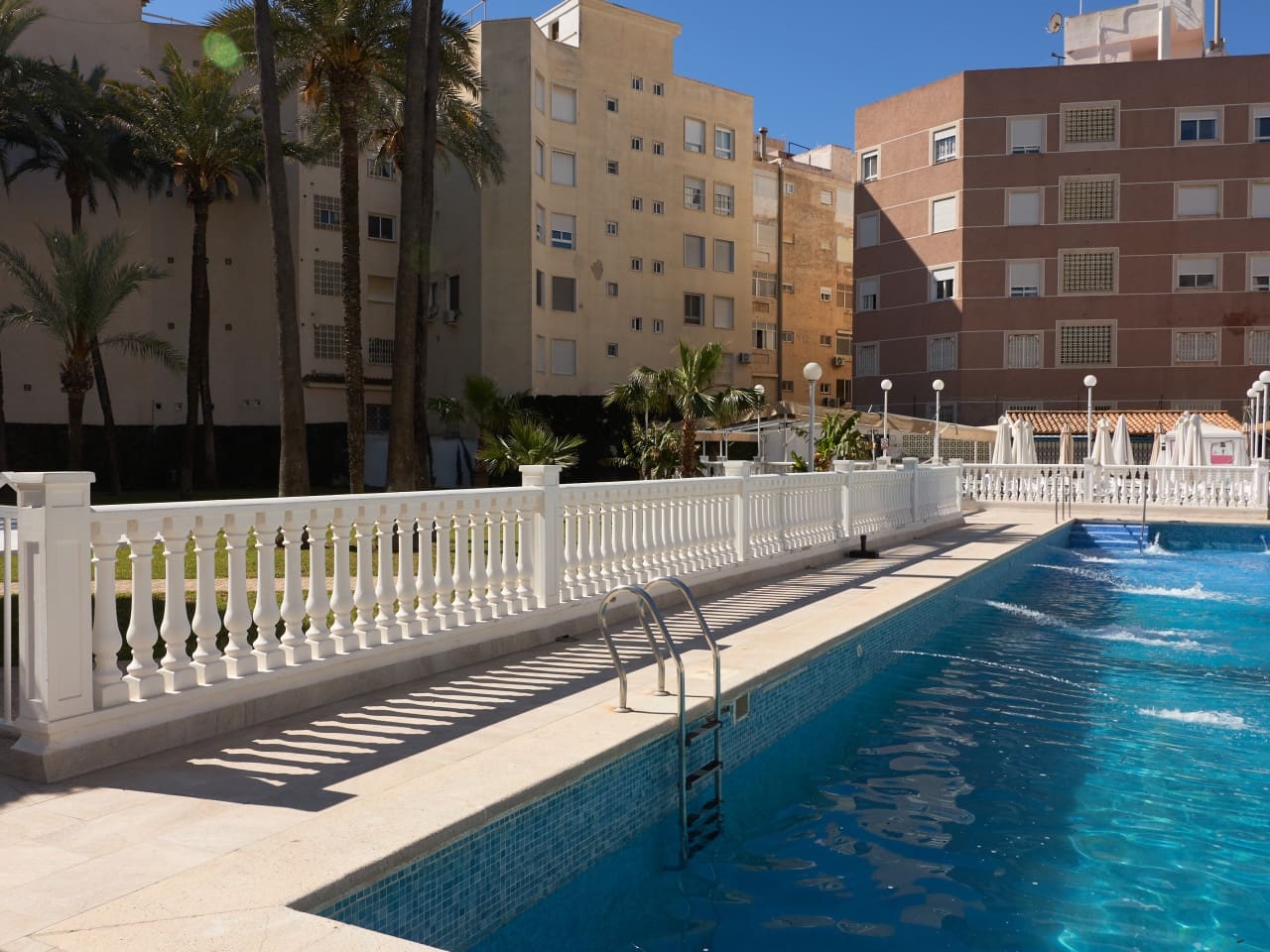 1 slaapkamer Appartement te koop in Torrevieja met zwembad - € 170.000 (Ref: 9780781)
