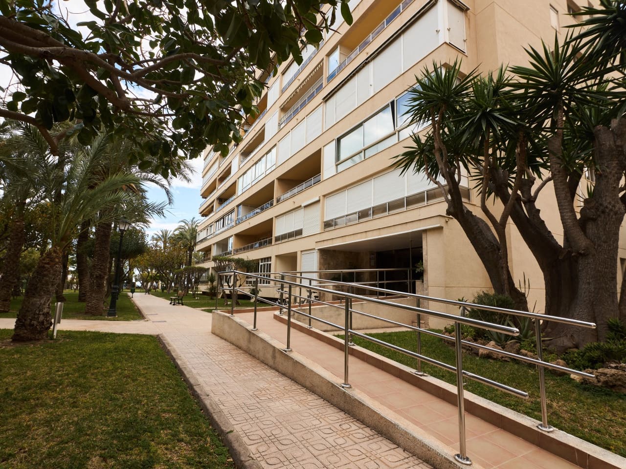 1 slaapkamer Appartement te koop in Torrevieja met zwembad - € 170.000 (Ref: 9780781)