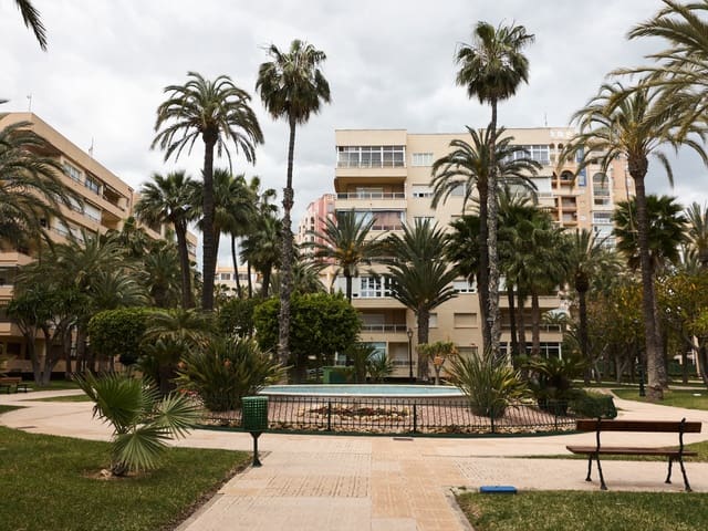 1 slaapkamer Appartement te koop in Playa de los Locos, Torrevieja met zwembad - € 170.000 (Ref: 9780781)