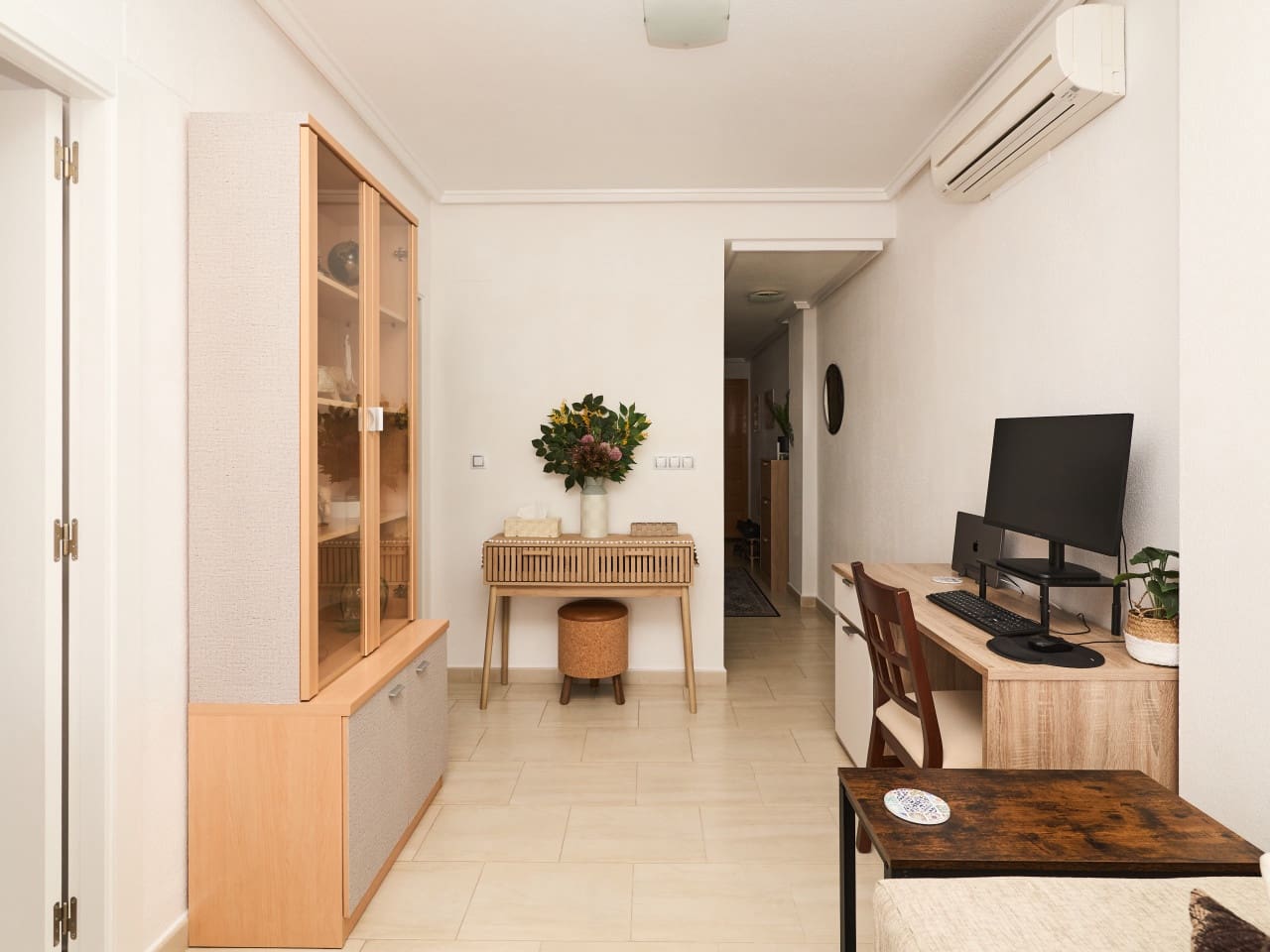 2 makuuhuone Huoneisto myytävänä paikassa Torrevieja mukana 
autotalli - 164 900 € (Ref: 9793126)