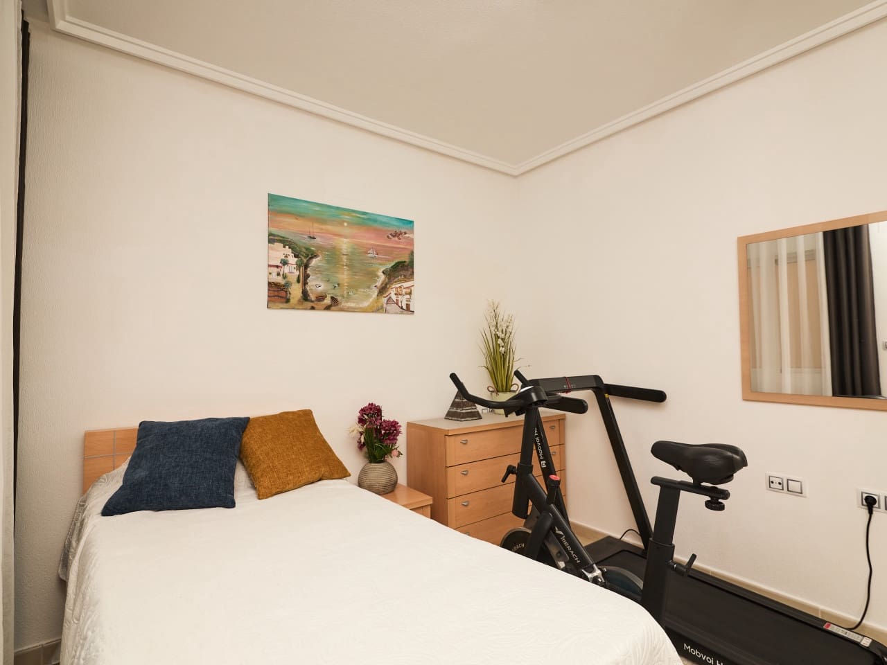 2 makuuhuone Huoneisto myytävänä paikassa Torrevieja mukana 
autotalli - 164 900 € (Ref: 9793126)