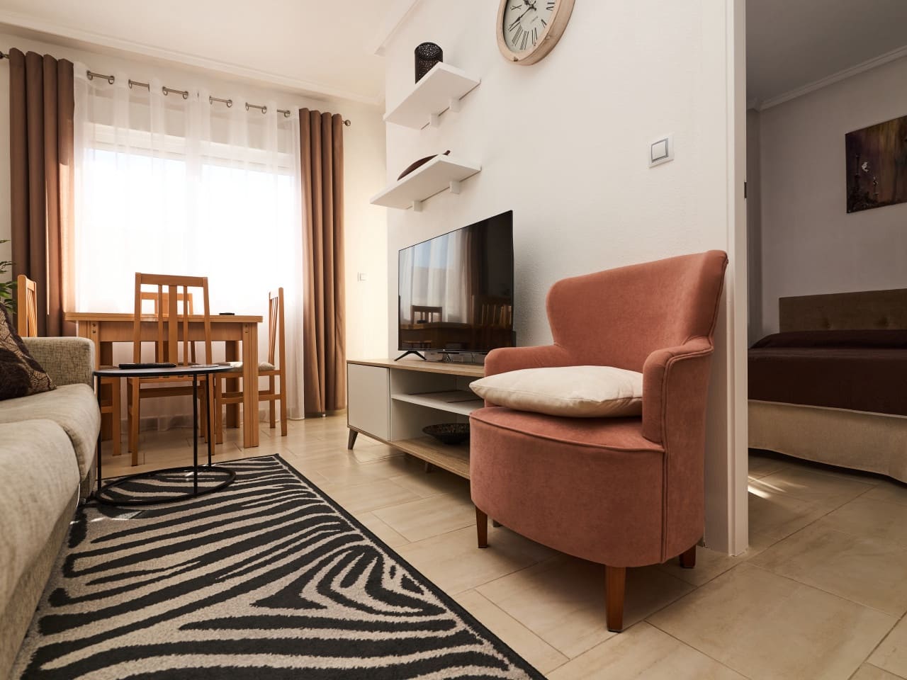 2 makuuhuone Huoneisto myytävänä paikassa Torrevieja mukana 
autotalli - 164 900 € (Ref: 9793126)