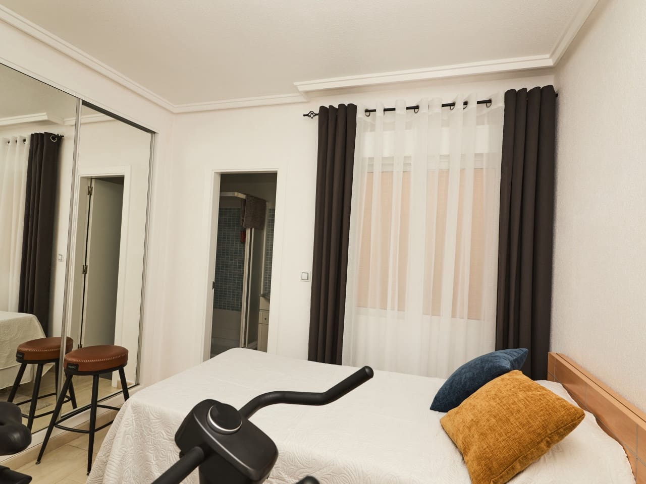 2 makuuhuone Huoneisto myytävänä paikassa Torrevieja mukana 
autotalli - 164 900 € (Ref: 9793126)