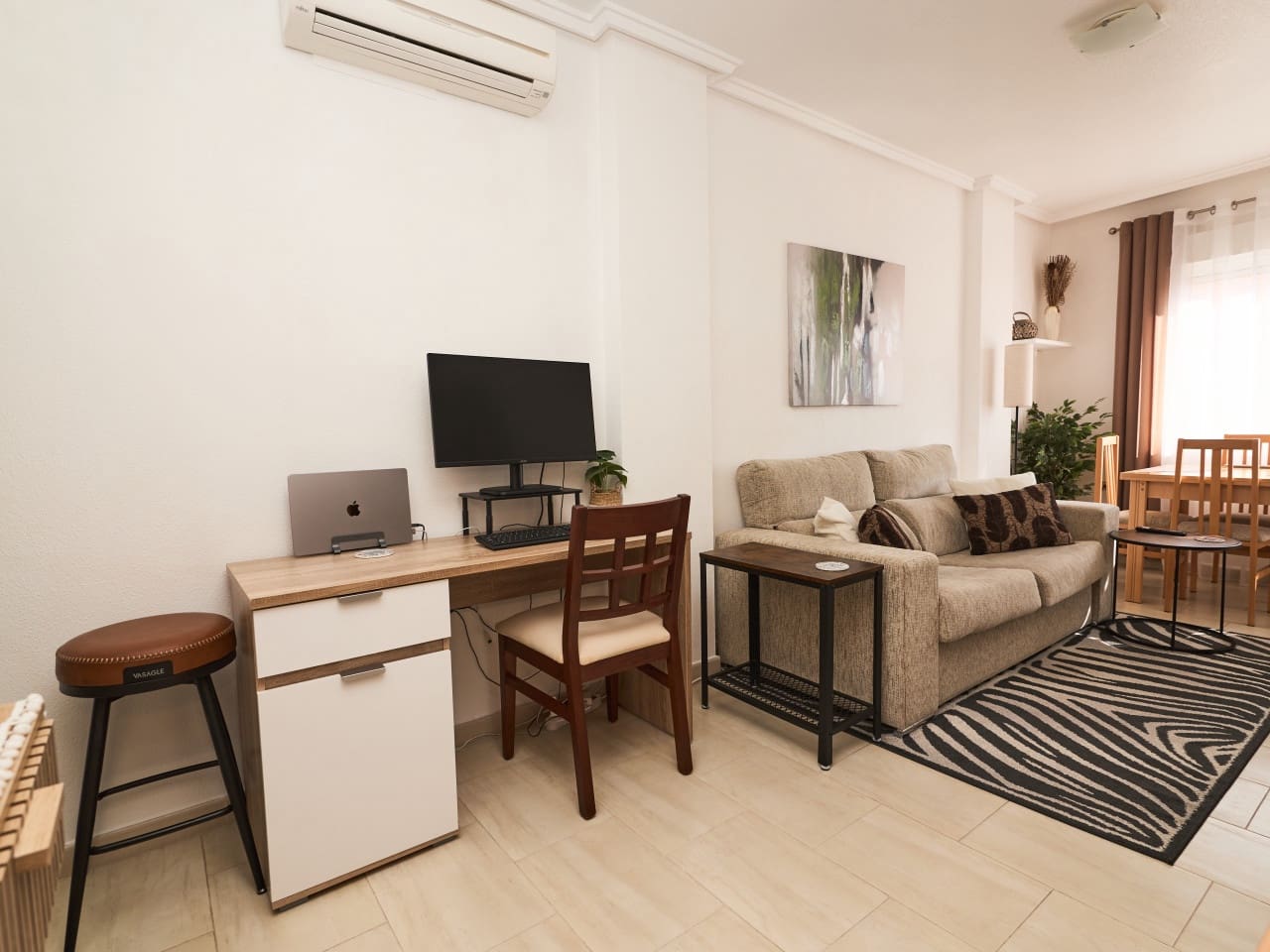 2 makuuhuone Huoneisto myytävänä paikassa Torrevieja mukana 
autotalli - 164 900 € (Ref: 9793126)