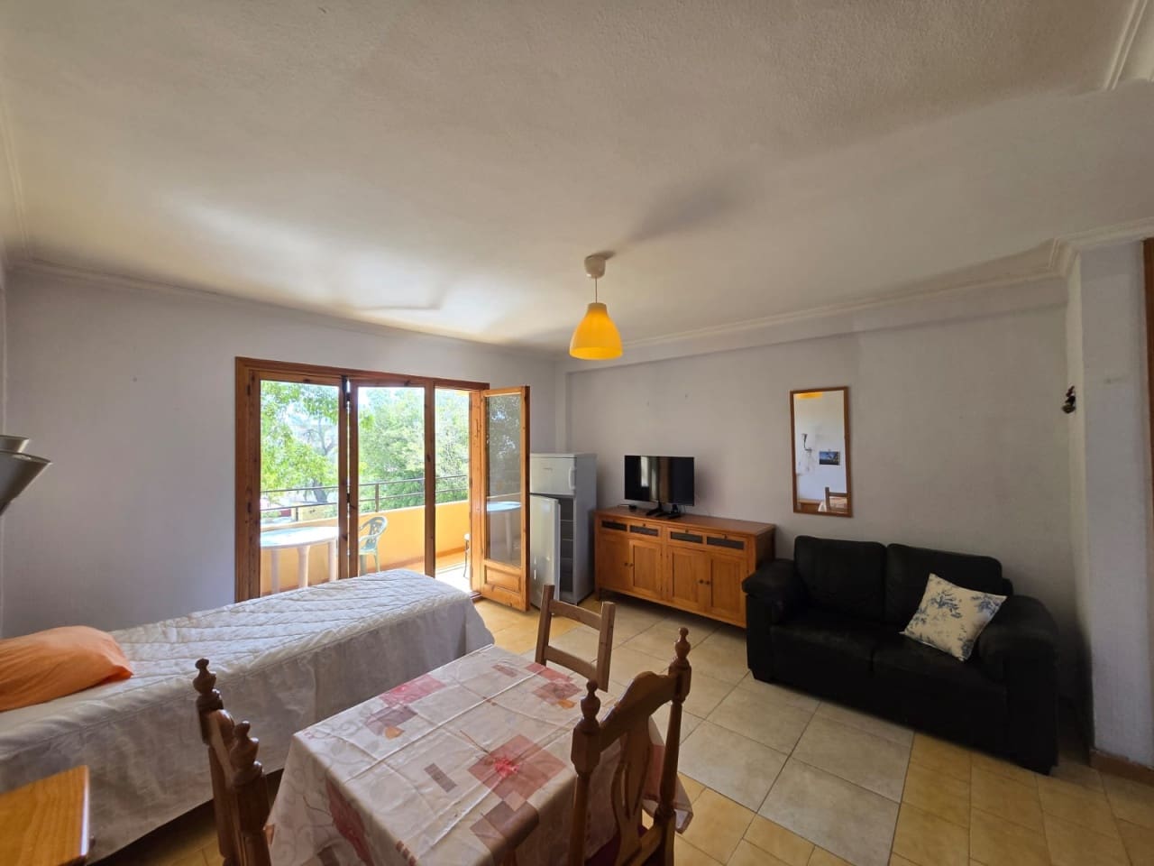 Lägenhet till salu i Torrevieja - 85 000 € (Ref: 9800043)