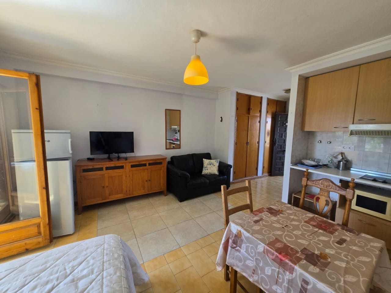 Lägenhet till salu i Torrevieja - 85 000 € (Ref: 9800043)