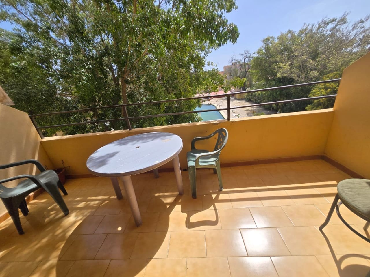 Lägenhet till salu i Torrevieja - 85 000 € (Ref: 9800043)