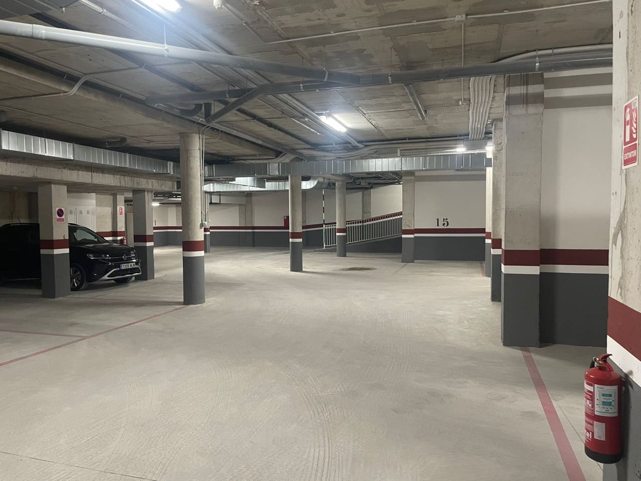 Apartamento de 3 habitaciones en Torrevieja en venta con piscina garaje - 399.000 € (Ref: 9800044)