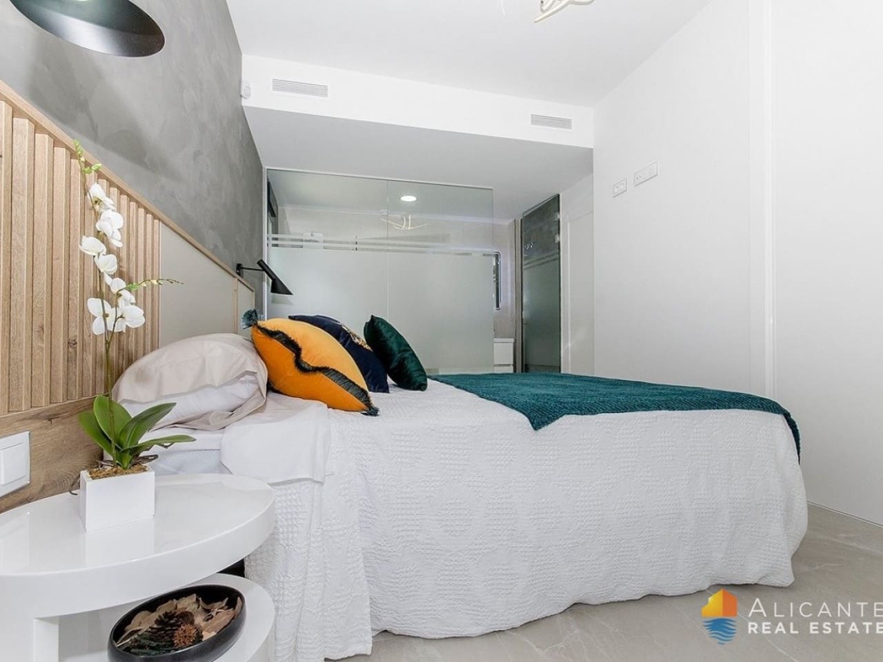 3 bedroom Villa for sale in San Miguel de Salinas with pool garage - € 415,000 (Ref: 9806209)